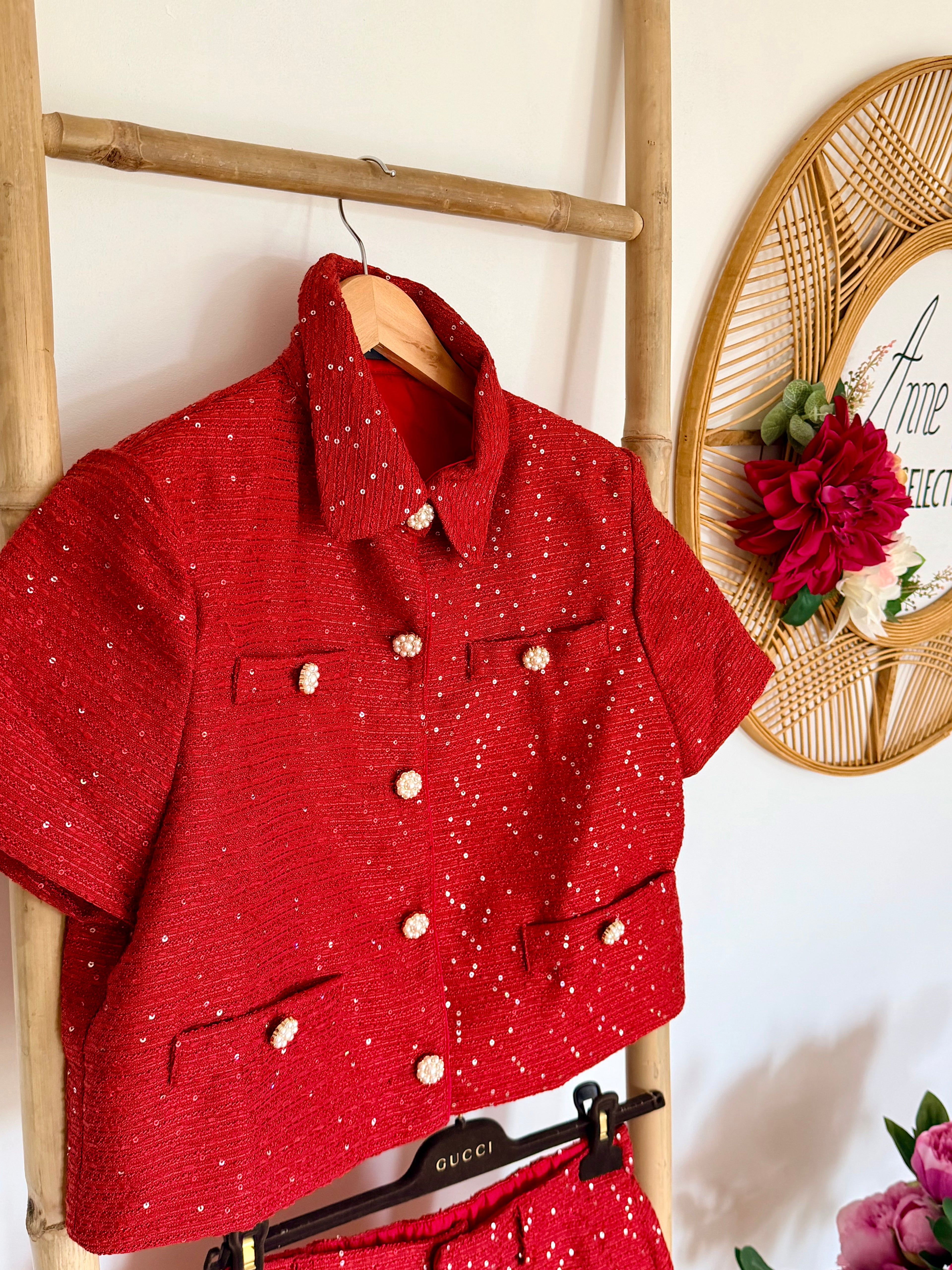 Ensemble Tweed rouge à sequins