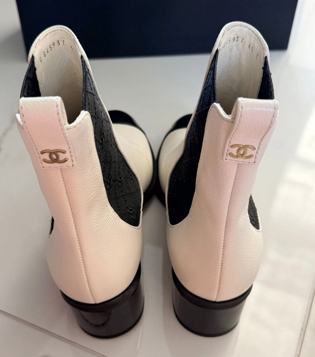 Boots Chanel cuir Full Set