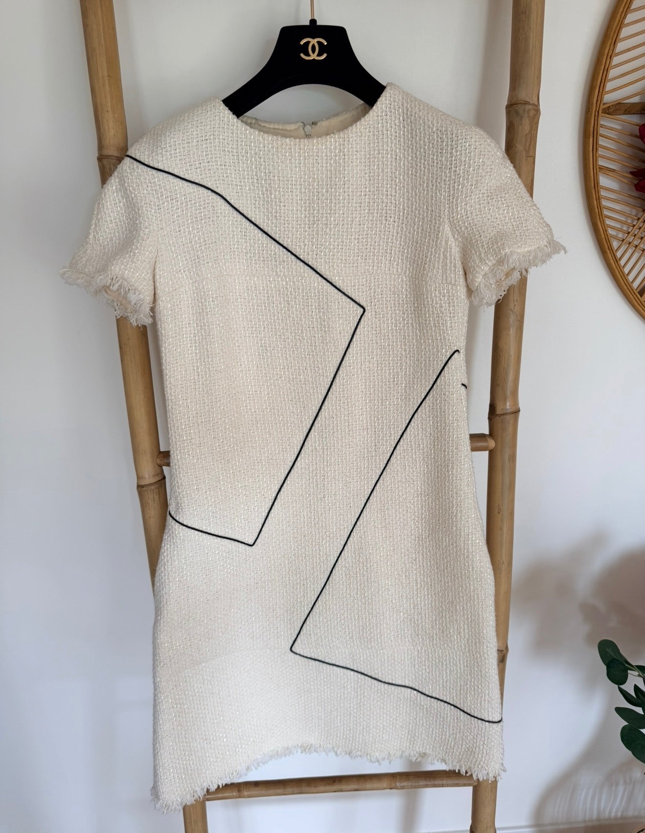 Robe Chanel en tweed écru
