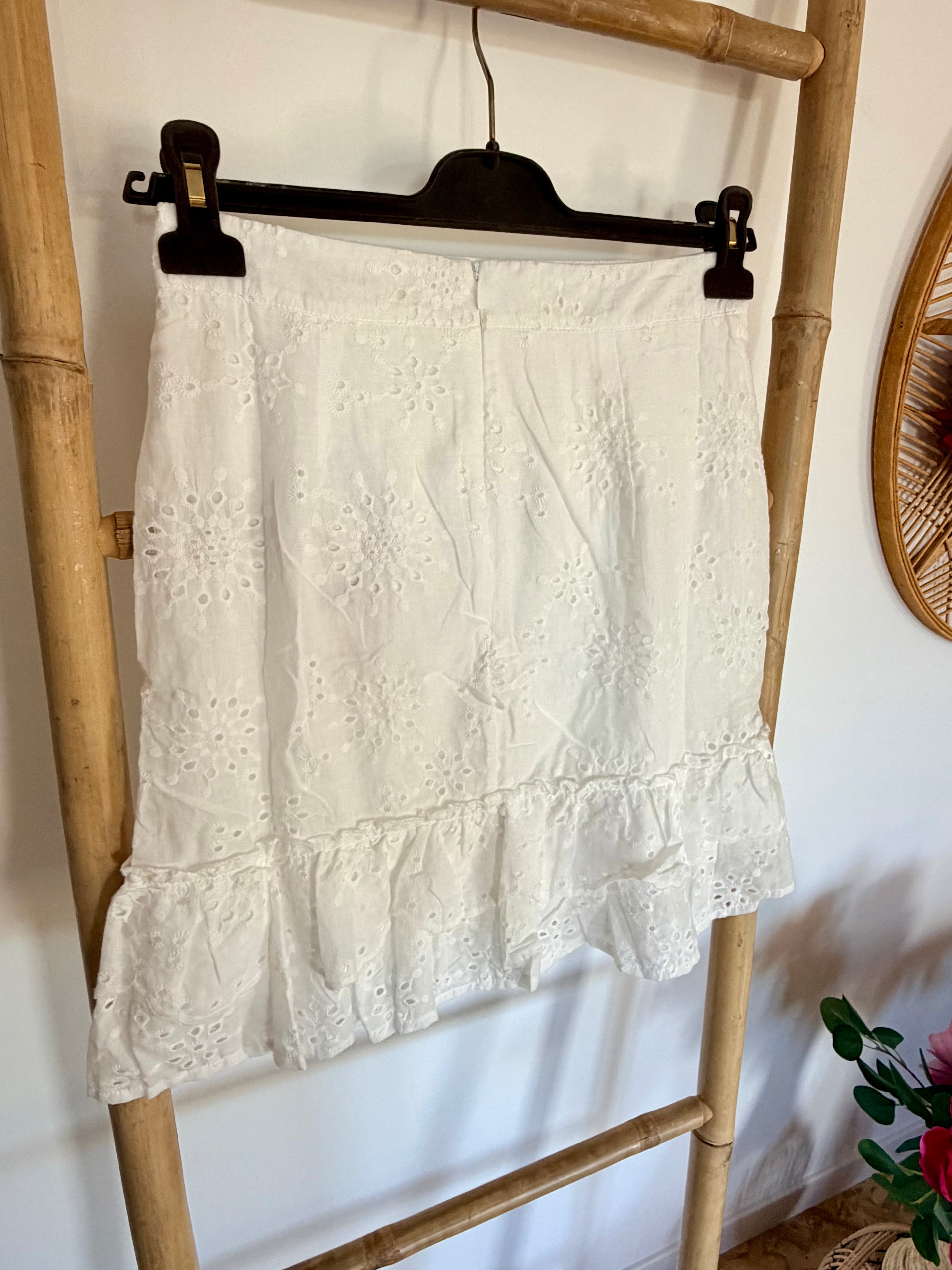 Jupe Courte Broderie Anglaise