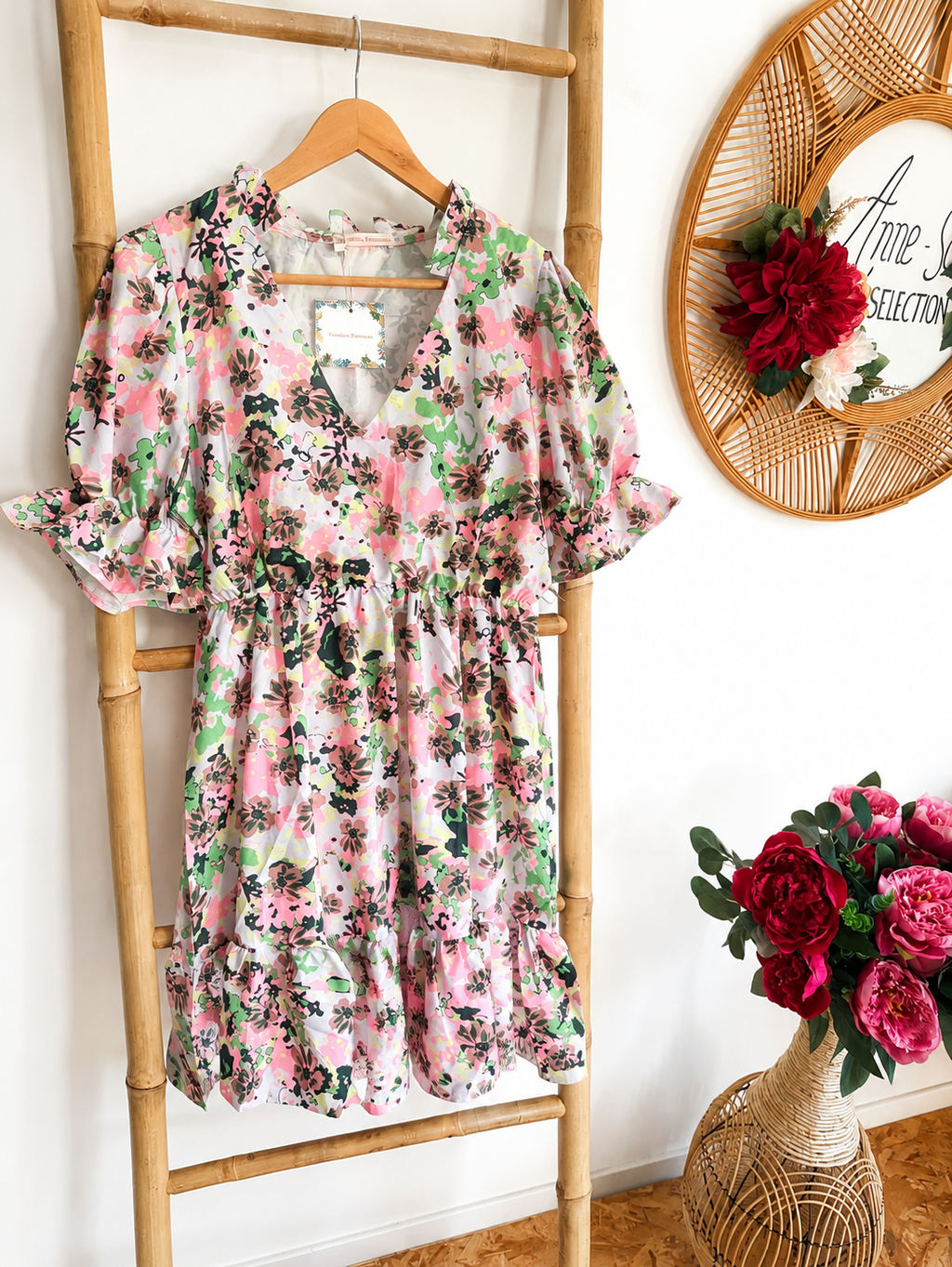 Robe fleurie rose Version Féminin