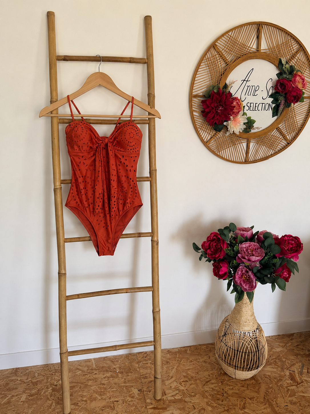 Ensemble Maillot de bain une pièce & Jupe assortie